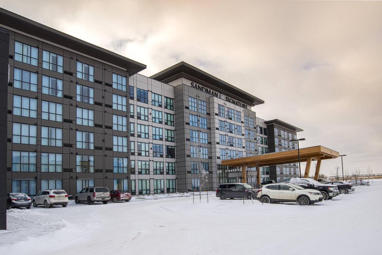 Sandman Signature Sherwood Park Hotel エクステリア 写真